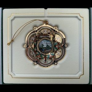 White House Historical Ornament  2005